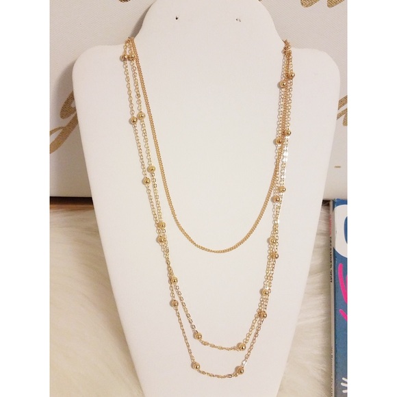Multi pearl triple layer chain necklaces - Picture 2 of 3